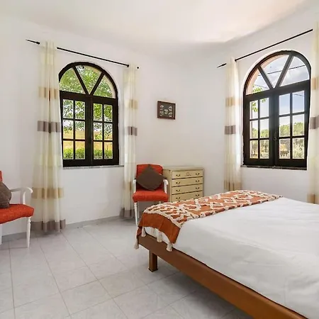 Casa Dos Pais - Piscina & Jardim